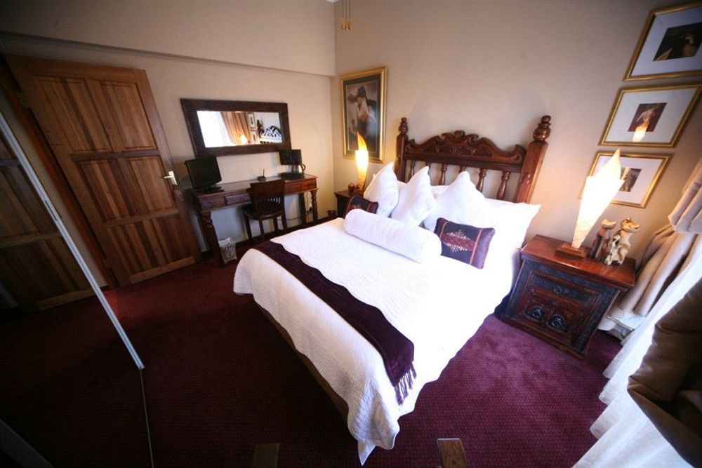 Le Cozmo Guesthouse Johannesburg Bagian luar foto